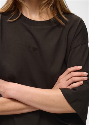 Timune tee Mole Gestuz 